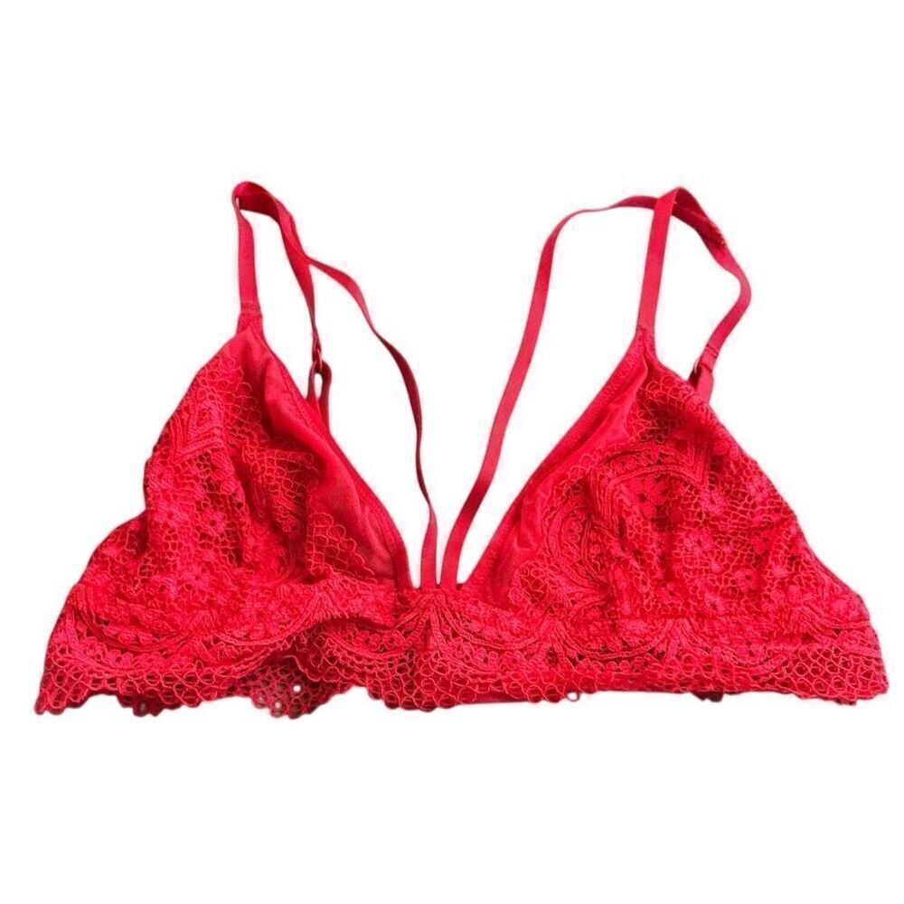Victoria’s Secret Red Lacy Bra with Front Cross Straps XL NWOT